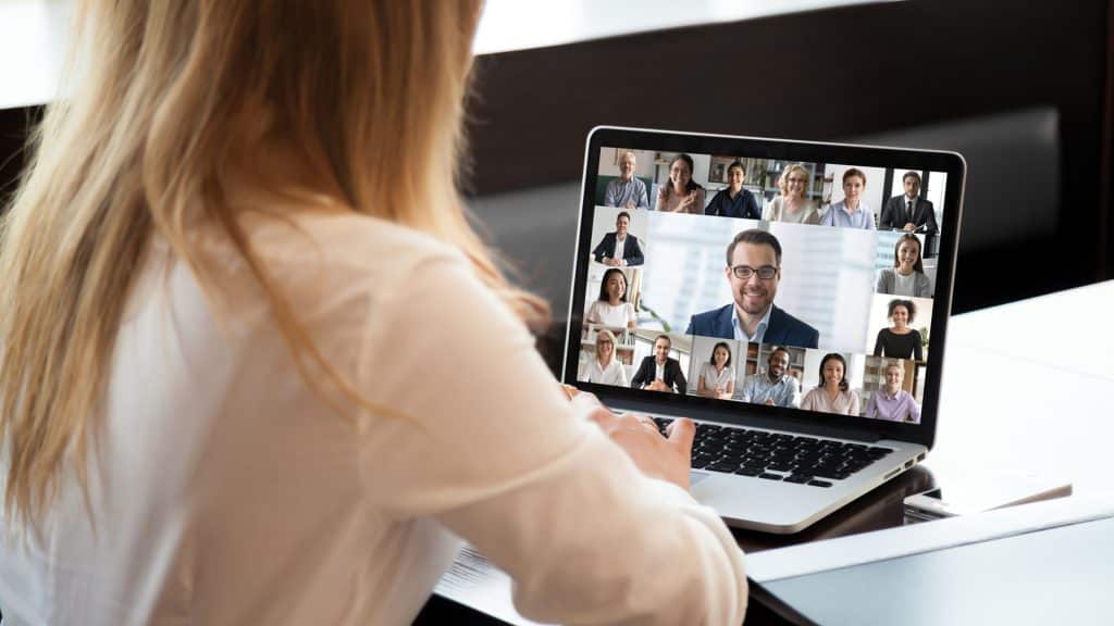 Curso en El desafío de los equipos virtuales