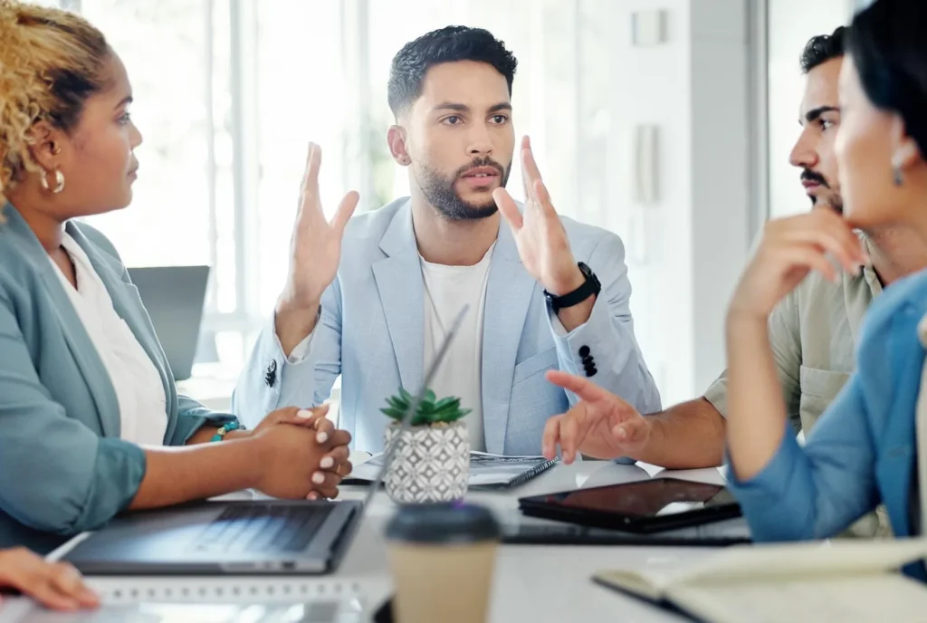 Cómo mejorar la comunicación efectiva en el ámbito laboral