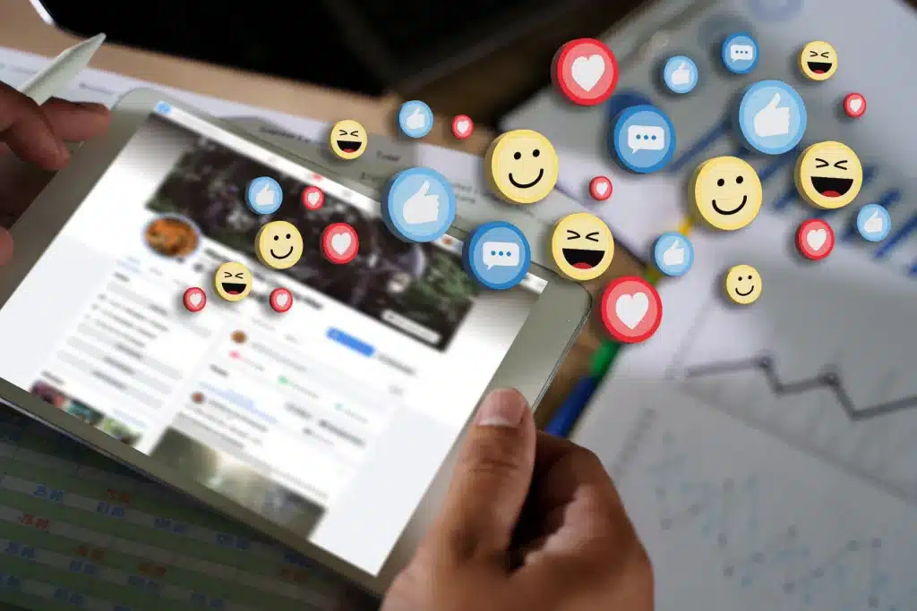 Facebook en 2026: menos plaza pública, más motor de conversión