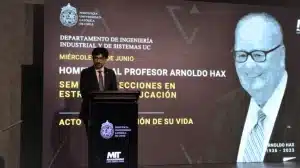 Homenaje a Arnoldo Hax